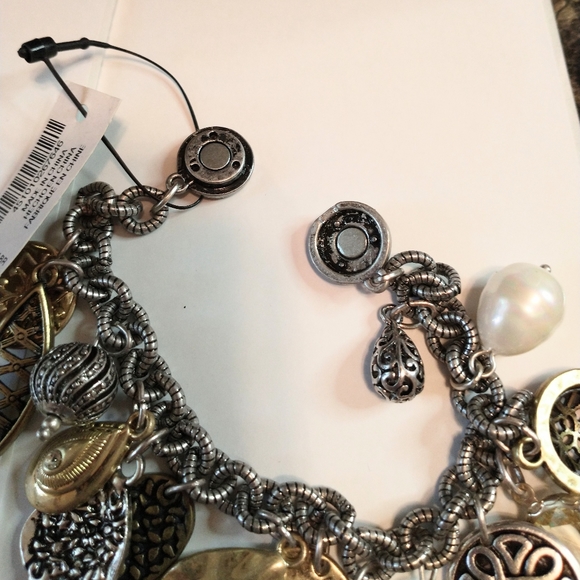 Chico's nwt mix metal magnetic clasp bracelet - Picture 4 of 6